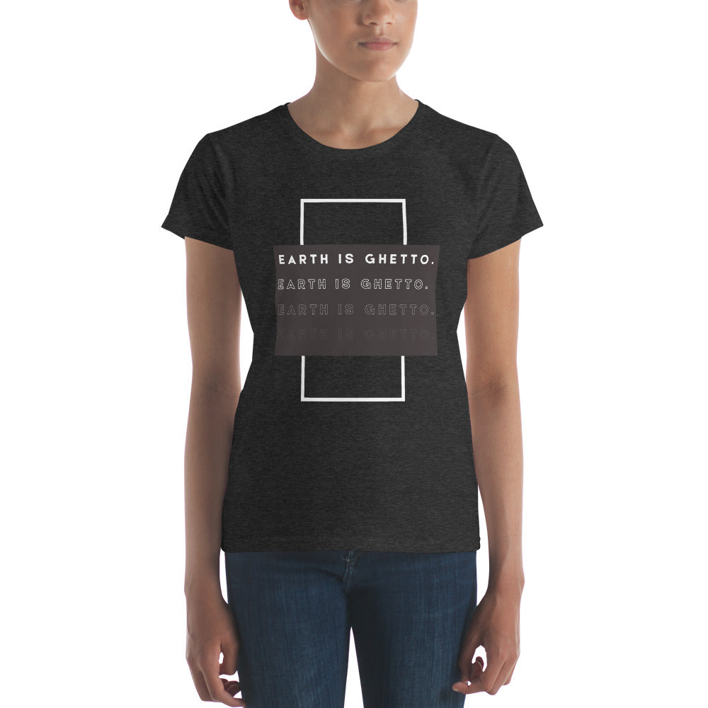 Women's EARTH graphic  t-shirt