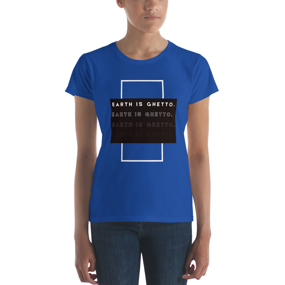 Women's EARTH graphic  t-shirt